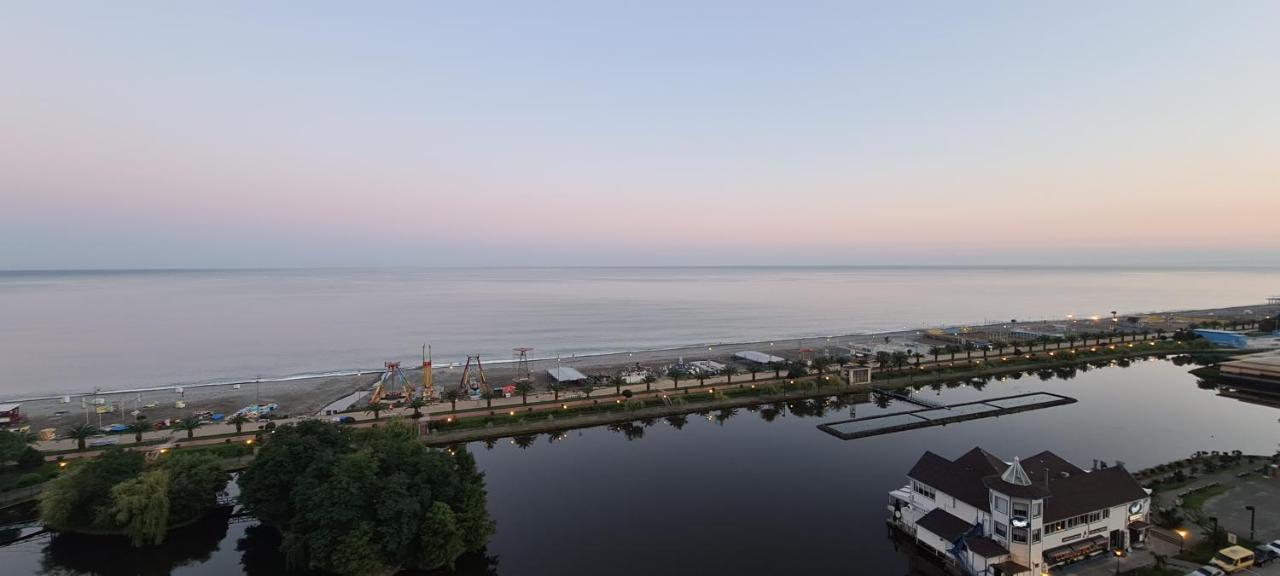 E&S Apartment - Sunset & Sea View Batumi Zewnętrze zdjęcie