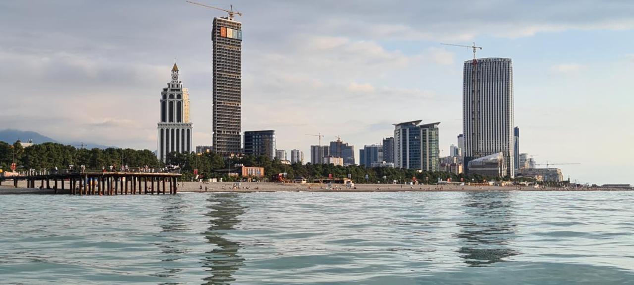 E&S Apartment - Sunset & Sea View Batumi Zewnętrze zdjęcie