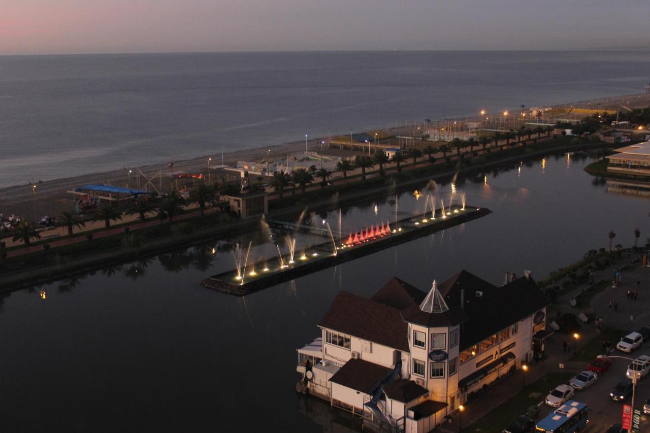 E&S Apartment - Sunset & Sea View Batumi Zewnętrze zdjęcie